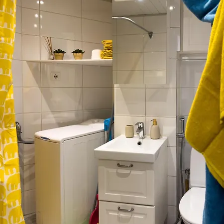 Stylish 2-room Near Kadriorg * Reval